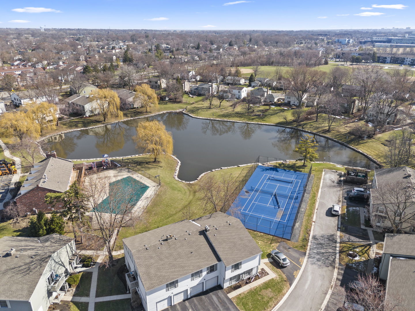 1675 Valley Forge Court #A, Wheaton, IL 60189