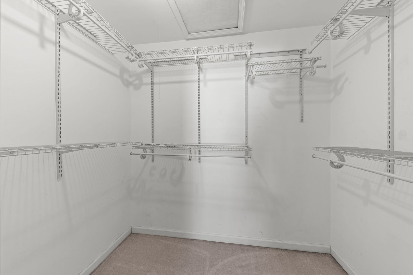 1675 Valley Forge Court #A, Wheaton, IL 60189