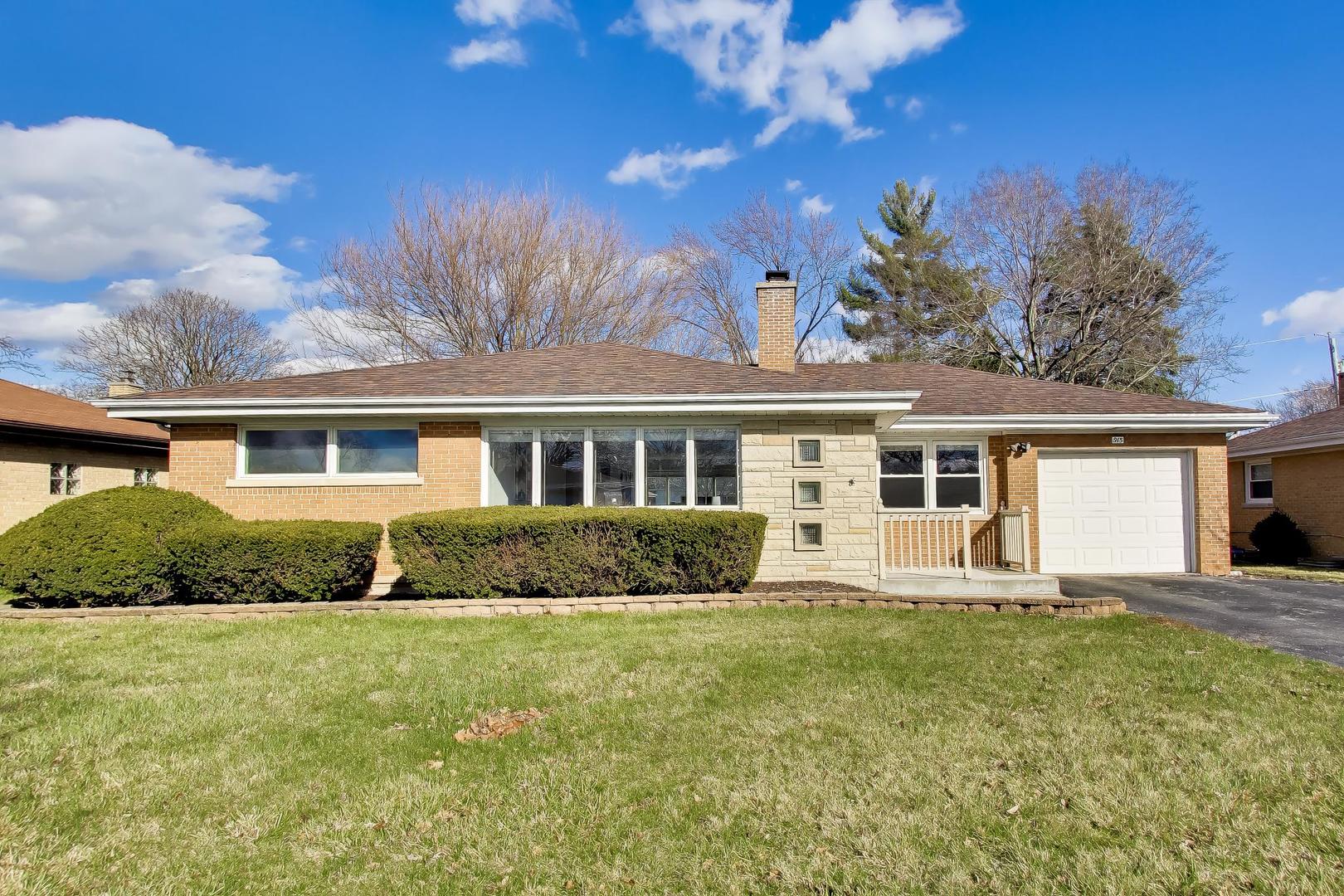 915 S Na Wa Ta Avenue, Mount Prospect, IL 60056