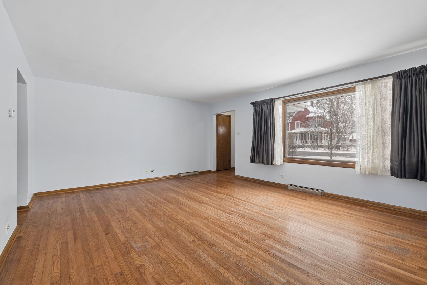 124 N State Street, Glenwood, IL 60425