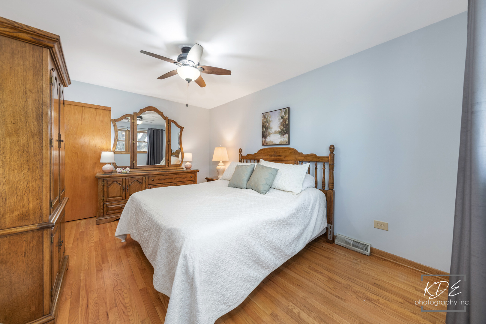 10128 Mansfield Avenue, Oak Lawn, IL 60453