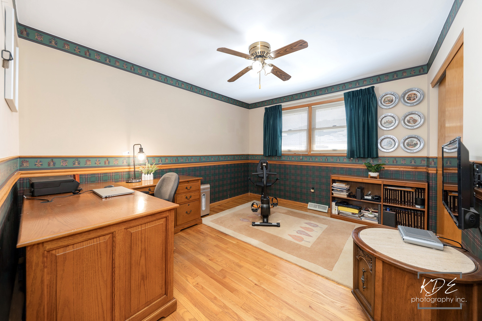 10128 Mansfield Avenue, Oak Lawn, IL 60453