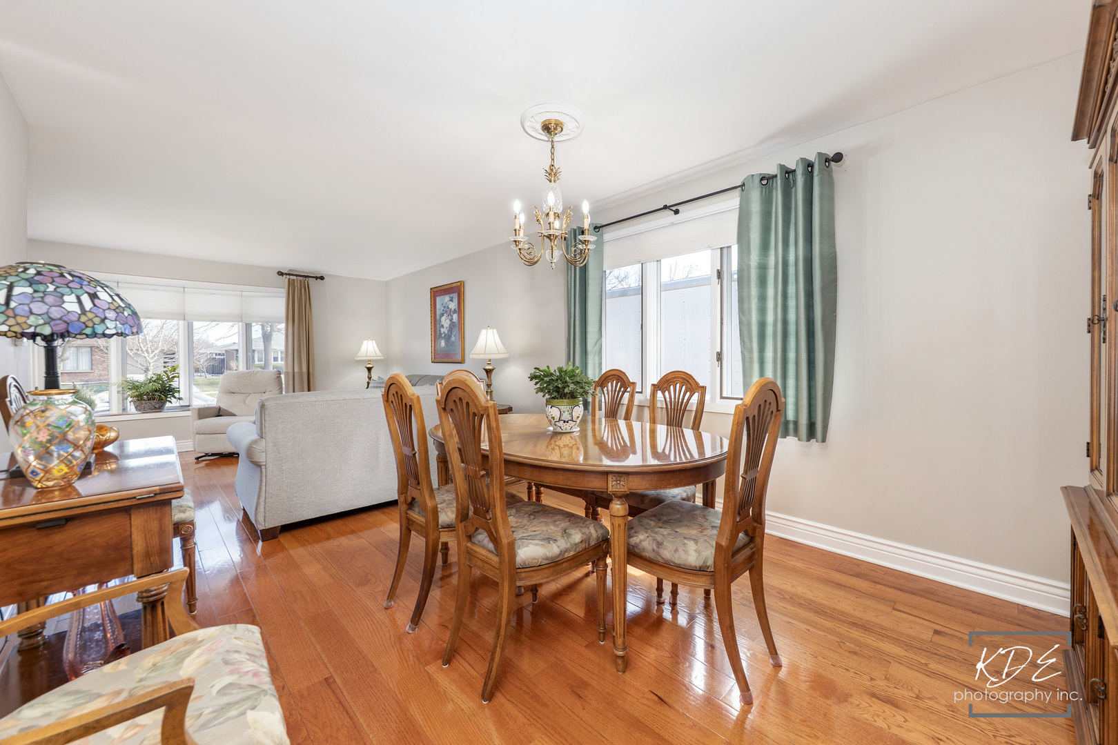 10128 Mansfield Avenue, Oak Lawn, IL 60453