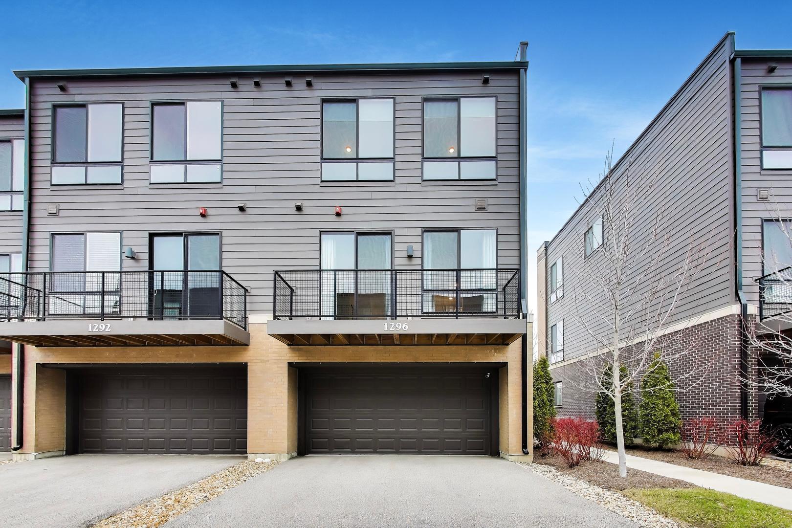 1296 Quadrant Lane, Schaumburg, IL 60173