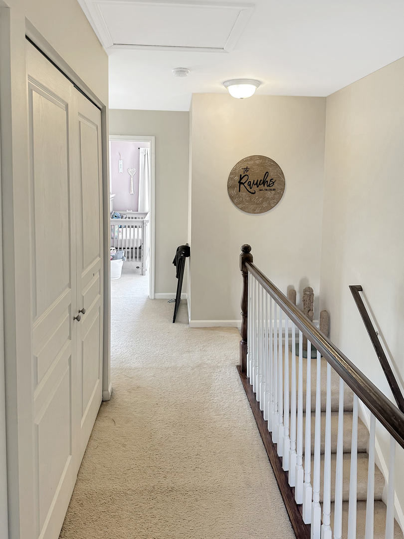 1260 Derry Lane, Pingree Grove, IL 60140