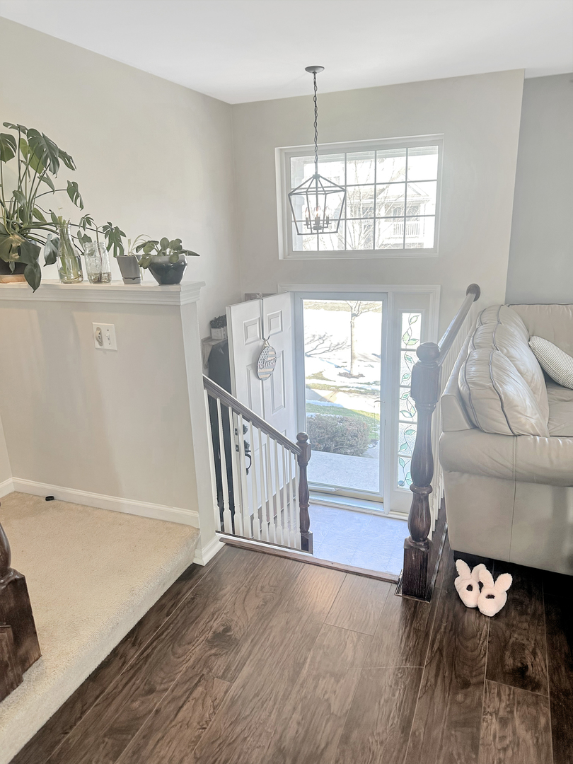 1260 Derry Lane, Pingree Grove, IL 60140