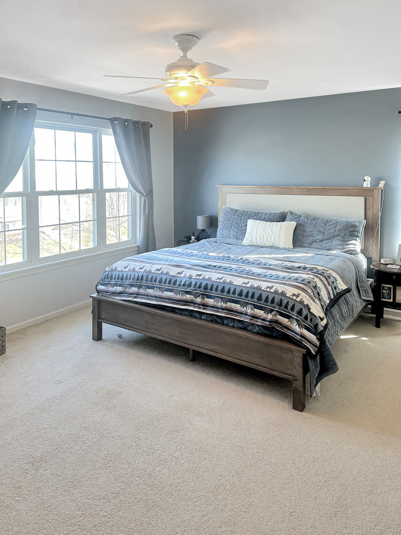 1260 Derry Lane, Pingree Grove, IL 60140