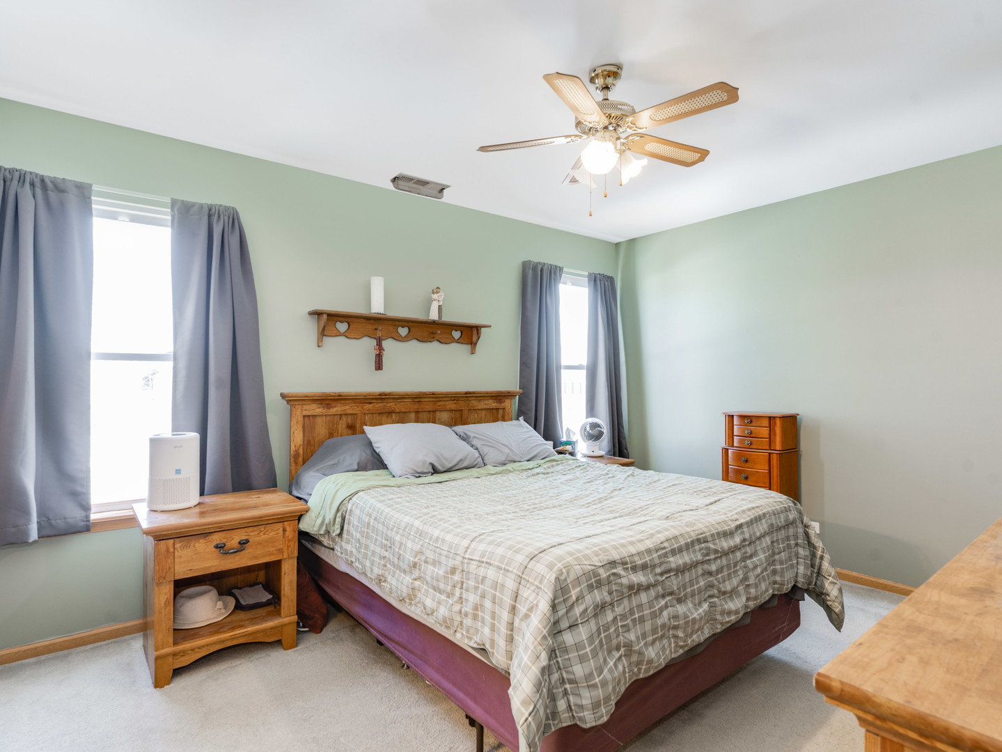 1994 Middlebury Drive, Aurora, IL 60503