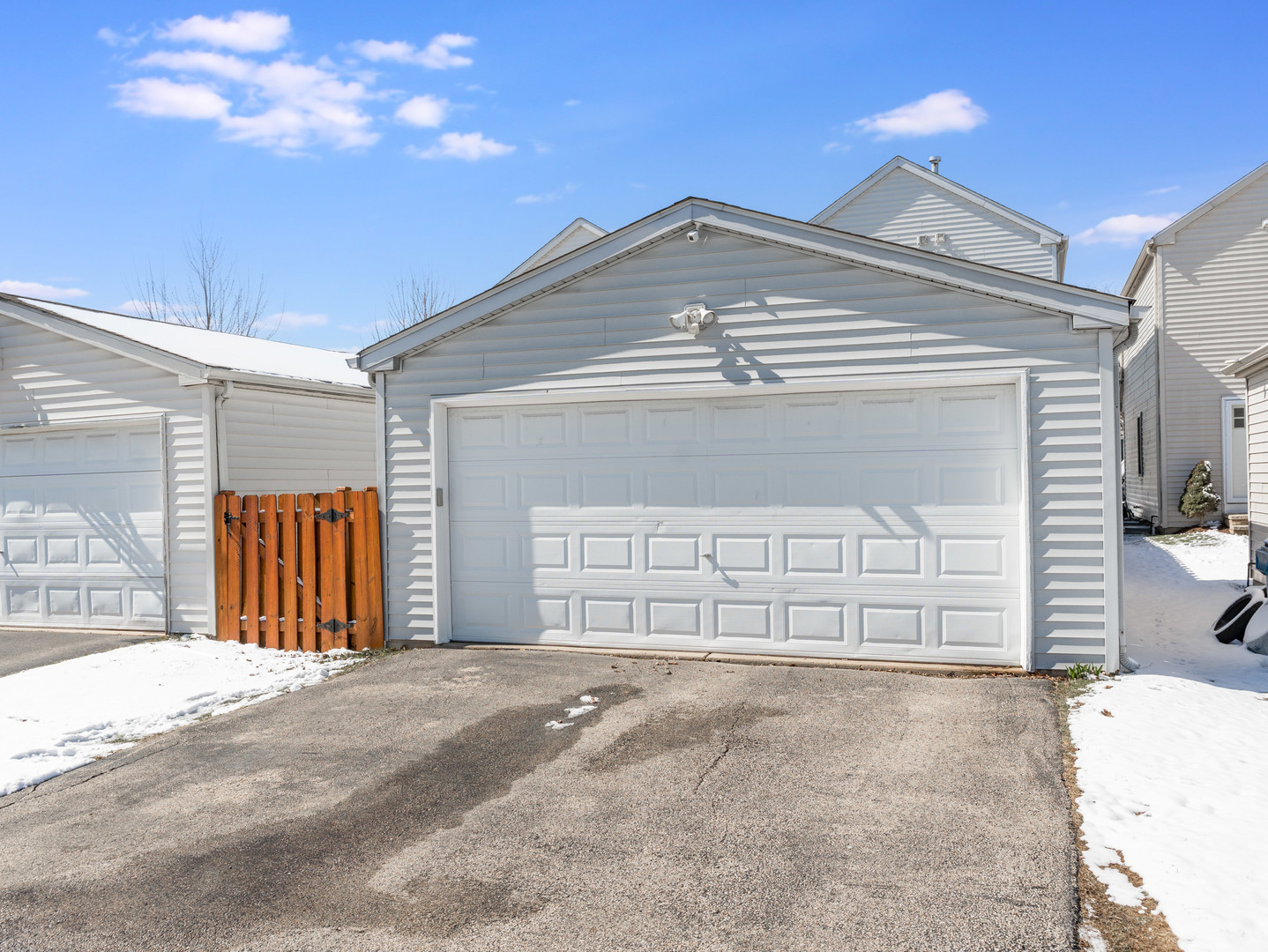 1994 Middlebury Drive, Aurora, IL 60503