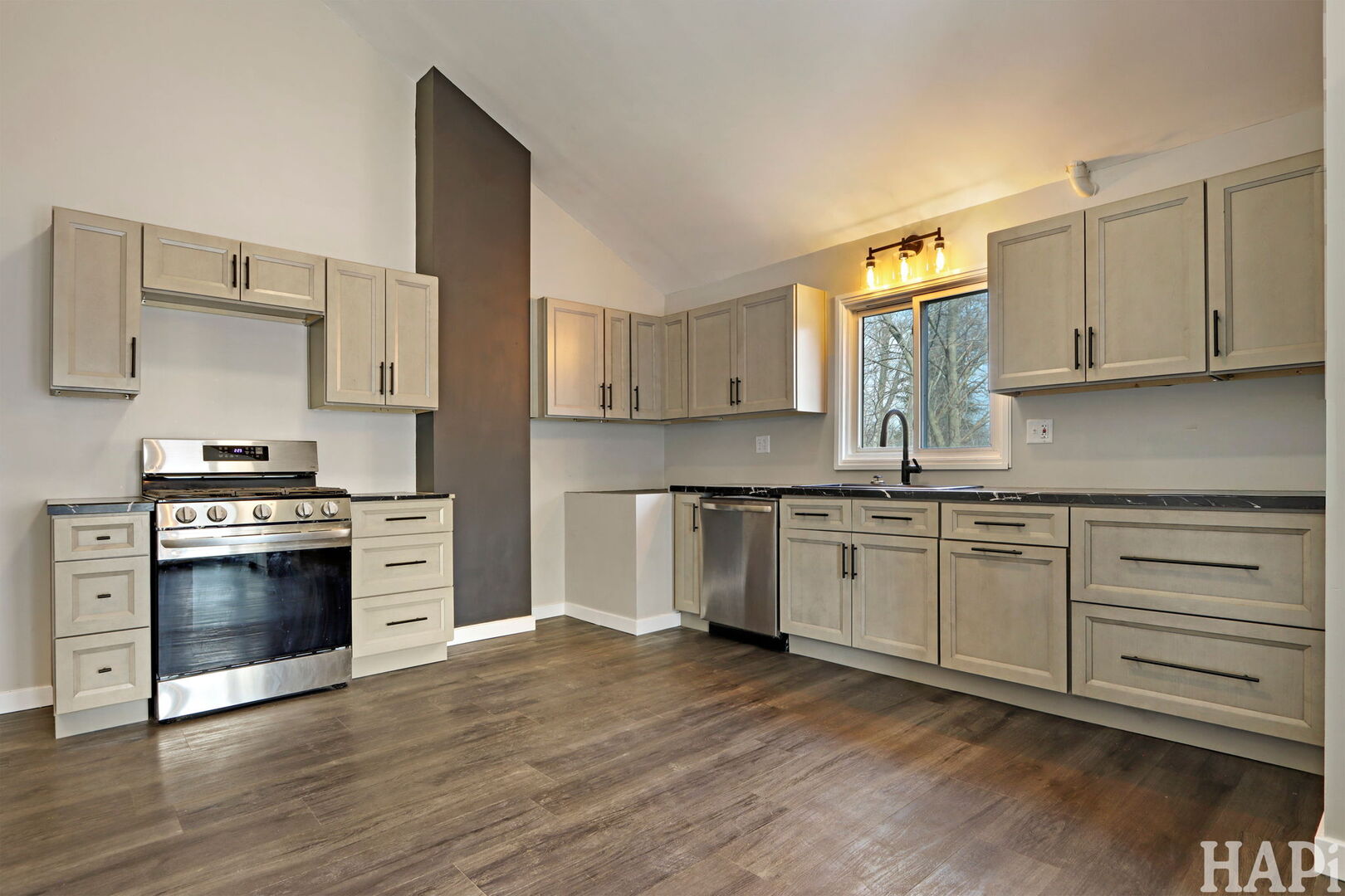 41679 N Country Club Drive, Antioch, IL 60002