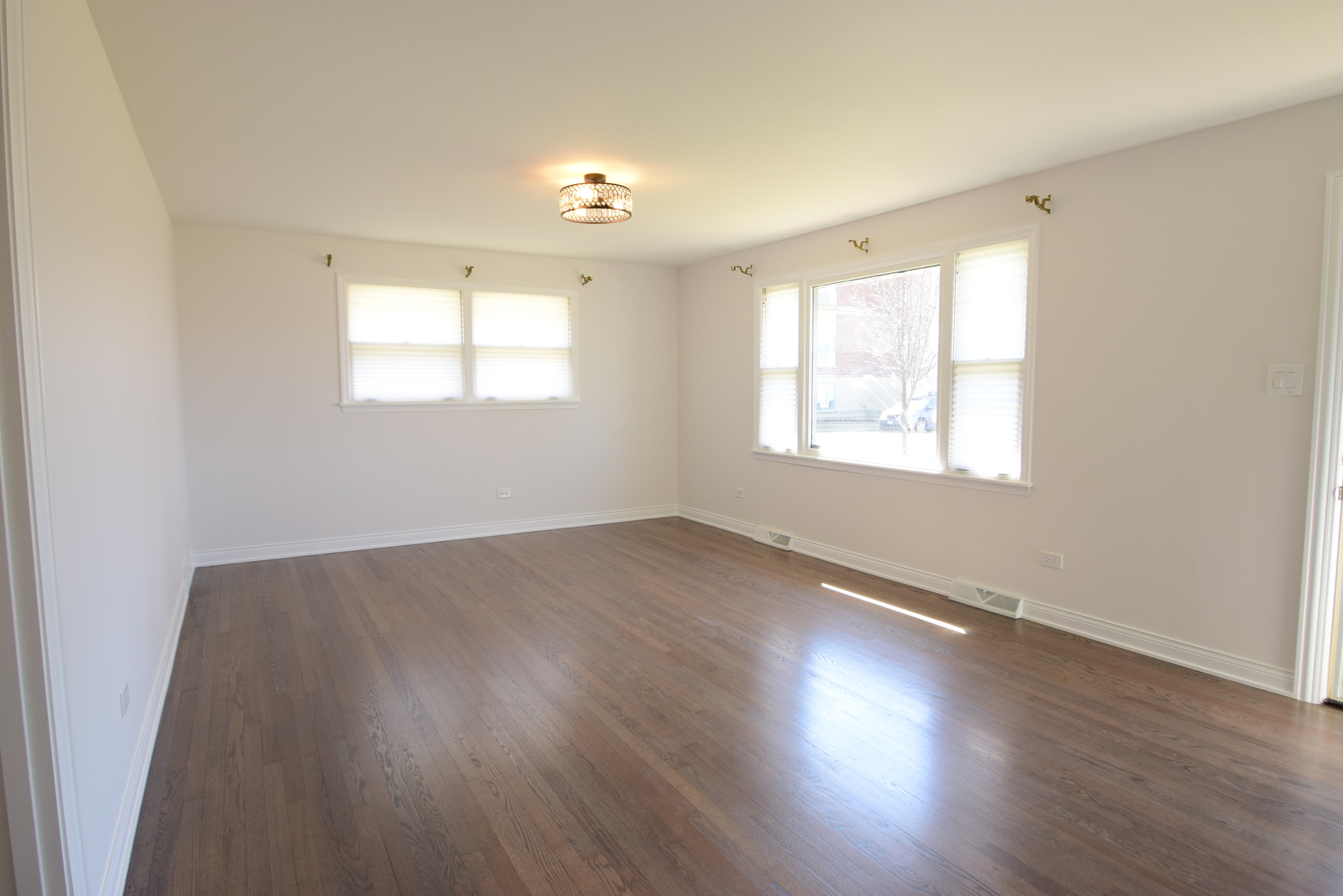 903 Porter Street, Lemont, IL 60439