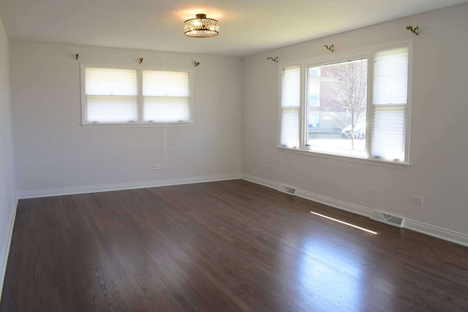 903 Porter Street, Lemont, IL 60439