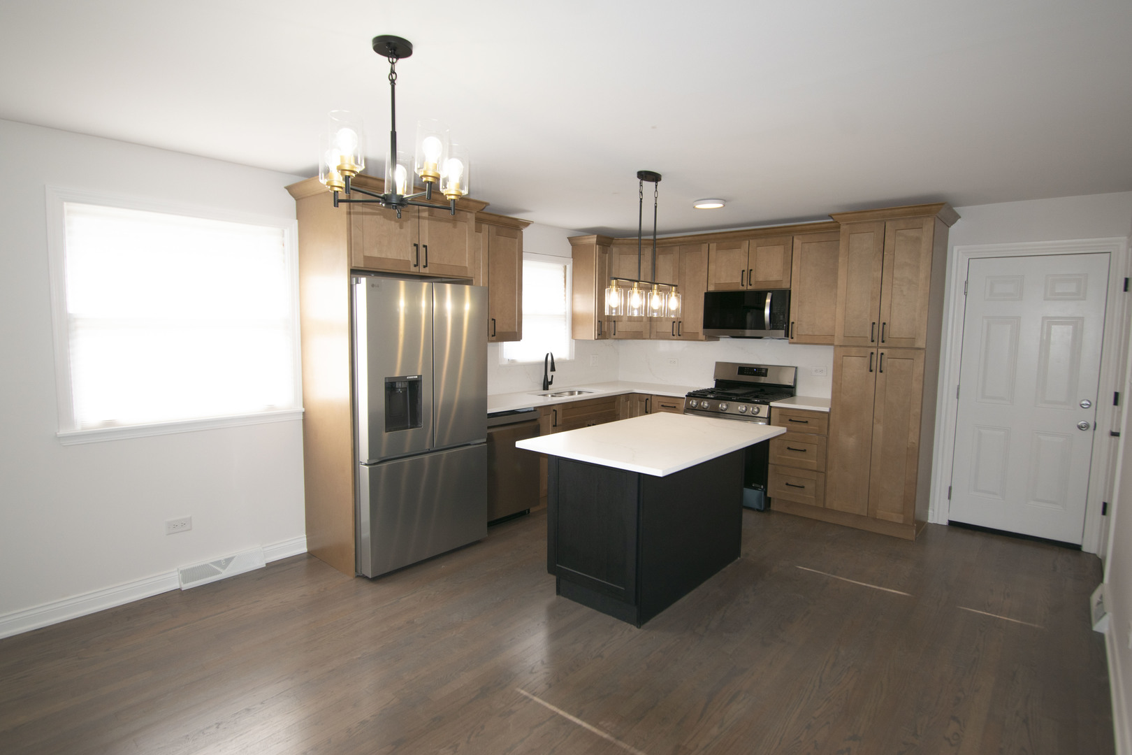 903 Porter Street, Lemont, IL 60439