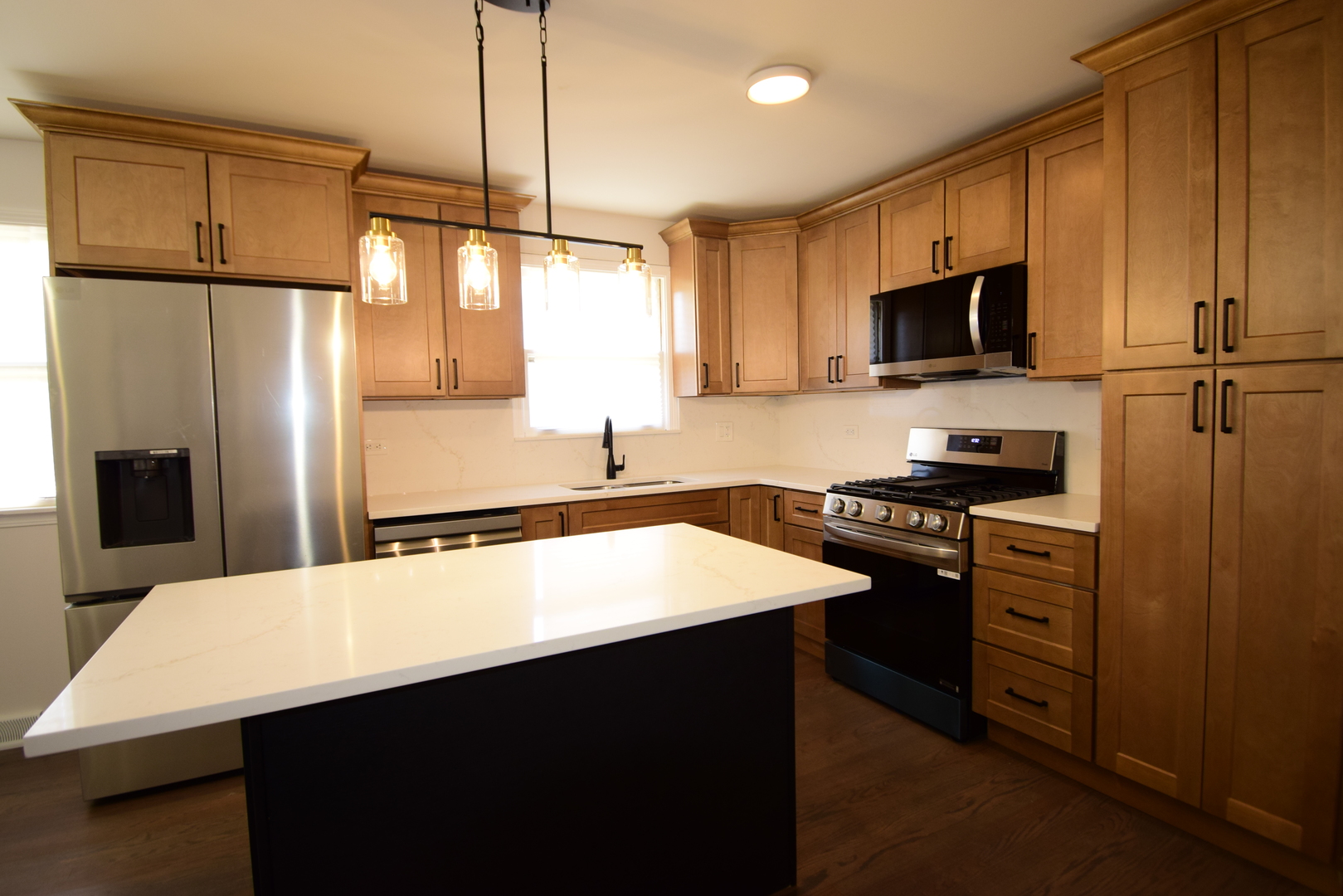 903 Porter Street, Lemont, IL 60439