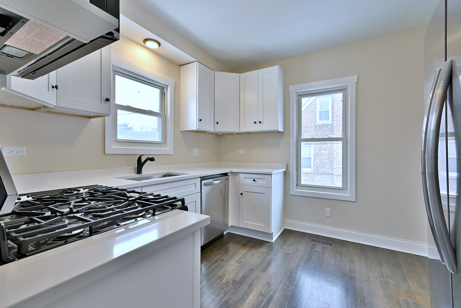 9016 Southview Avenue, Brookfield, IL 60513