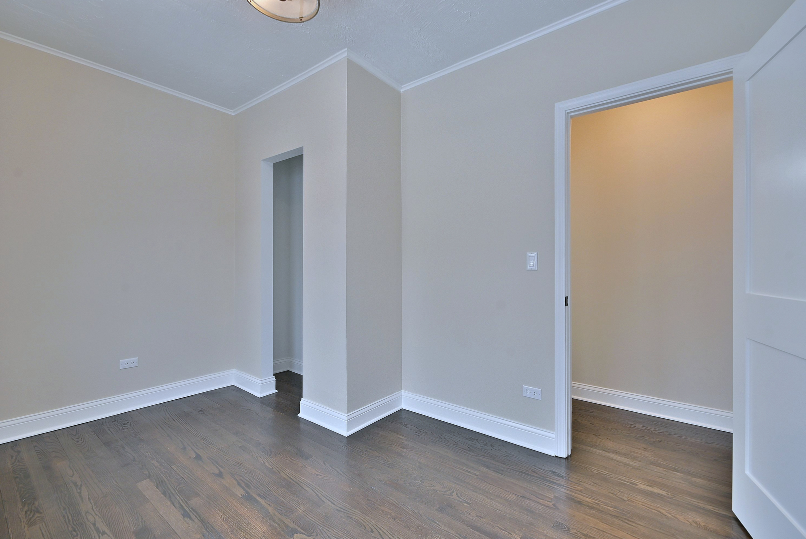 9016 Southview Avenue, Brookfield, IL 60513