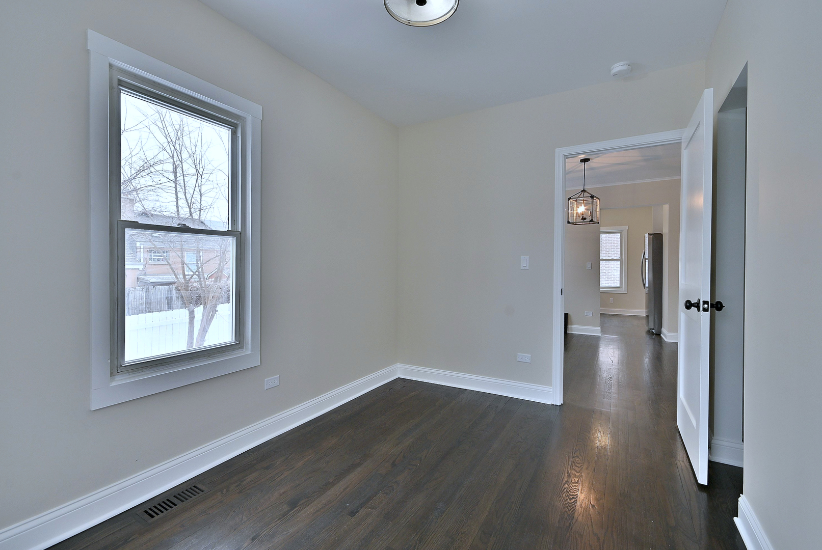 9016 Southview Avenue, Brookfield, IL 60513