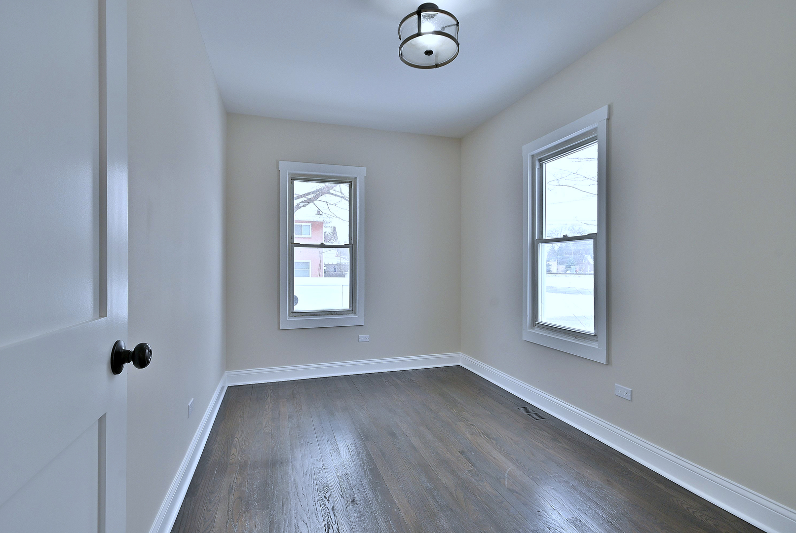 9016 Southview Avenue, Brookfield, IL 60513