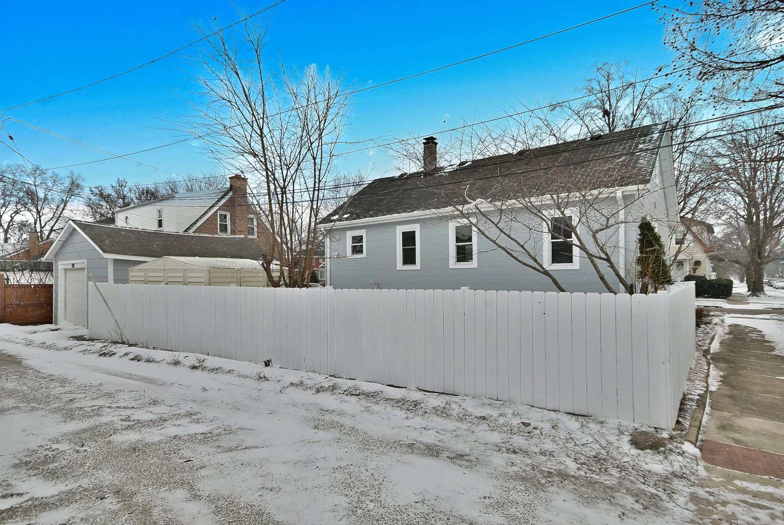 9016 Southview Avenue, Brookfield, IL 60513