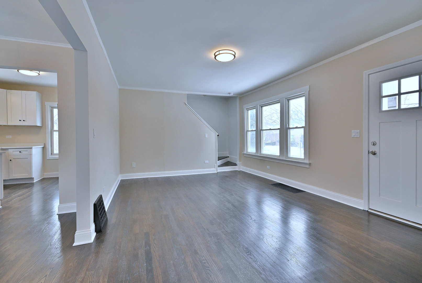 9016 Southview Avenue, Brookfield, IL 60513