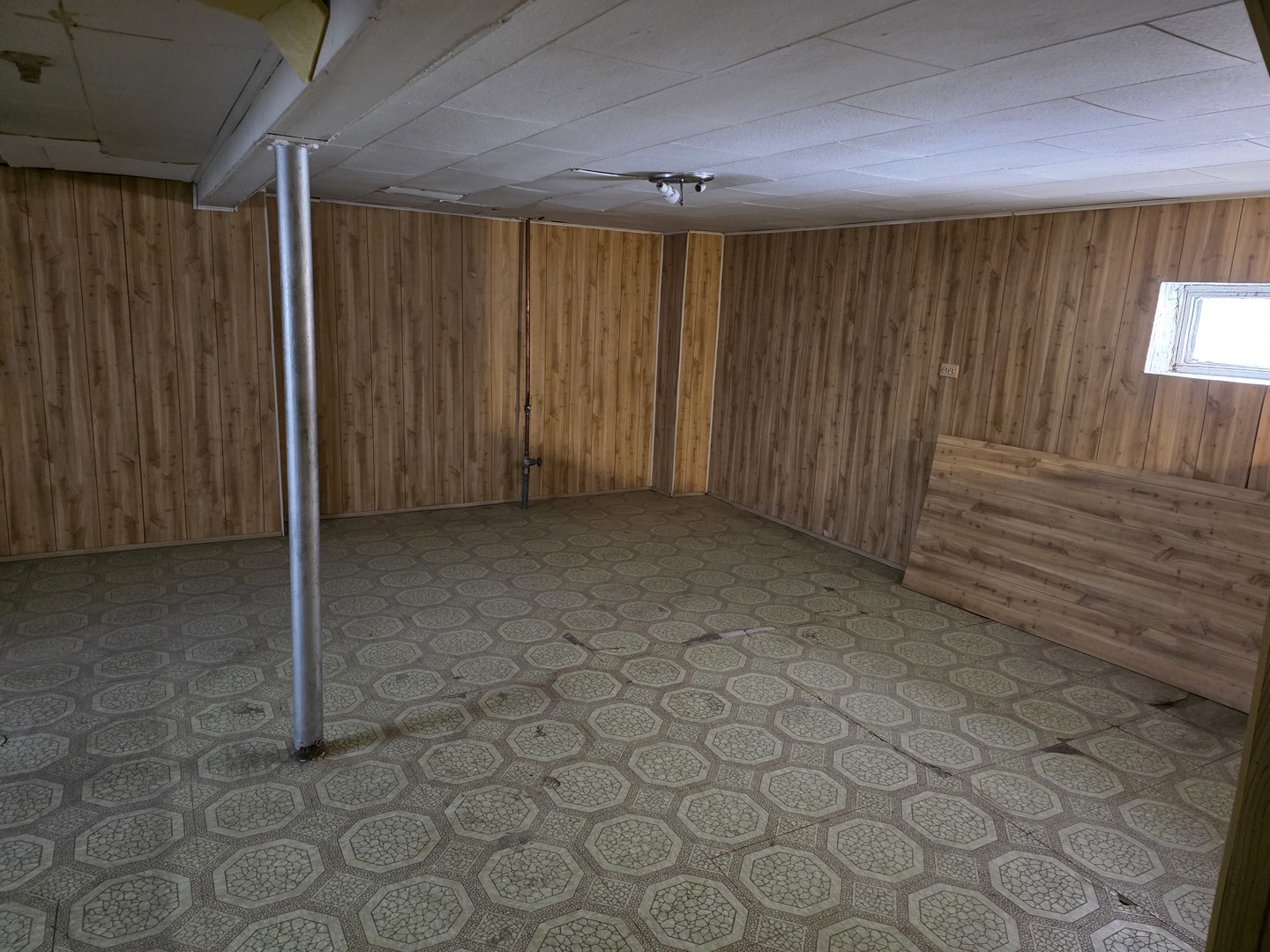 7747 W Balmoral Avenue, Chicago, IL 60656