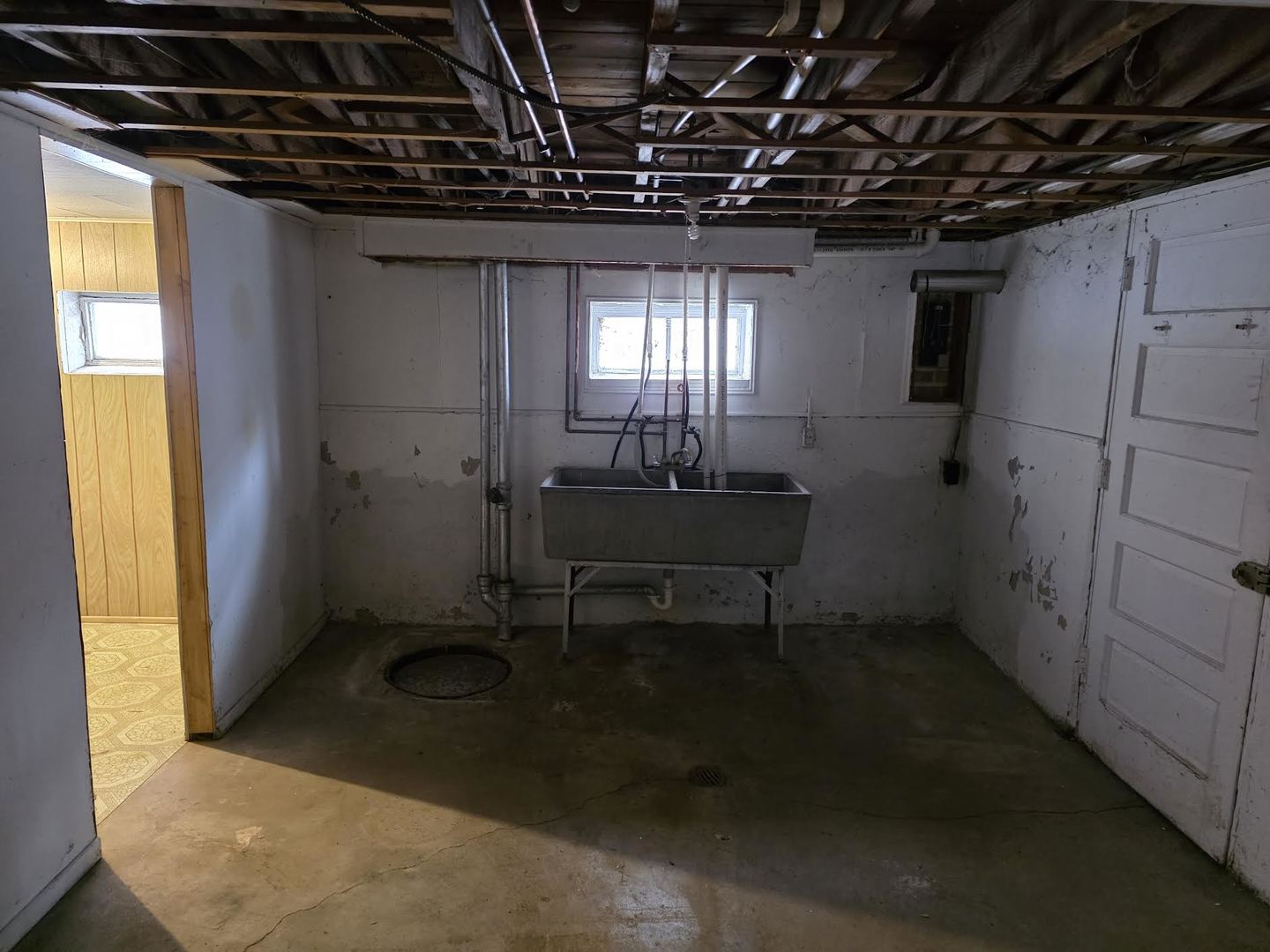 7747 W Balmoral Avenue, Chicago, IL 60656