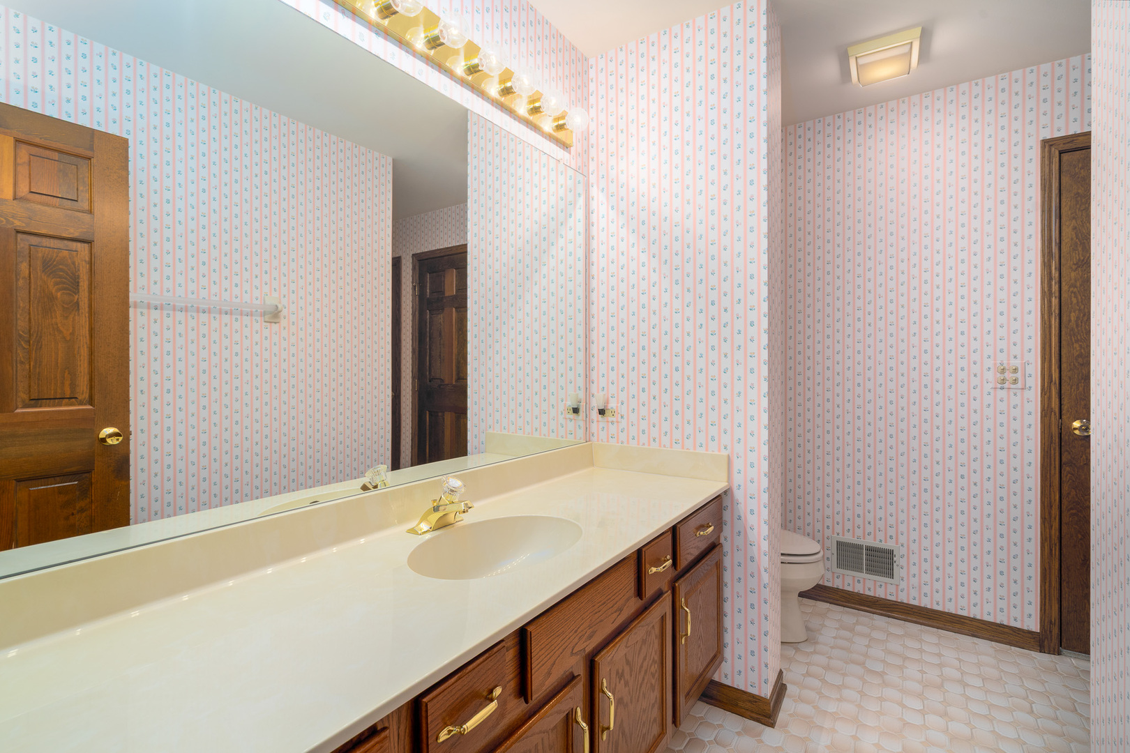 10650 Golf Road, Orland Park, IL 60462