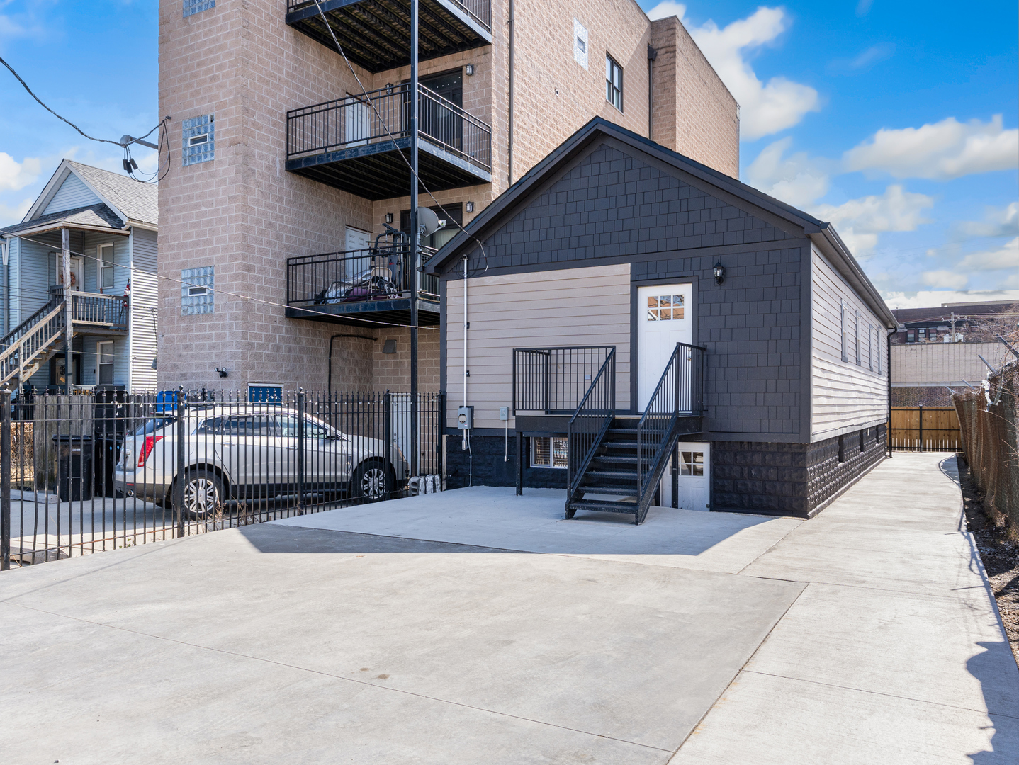 638 W 47th Street, Chicago, IL 60609