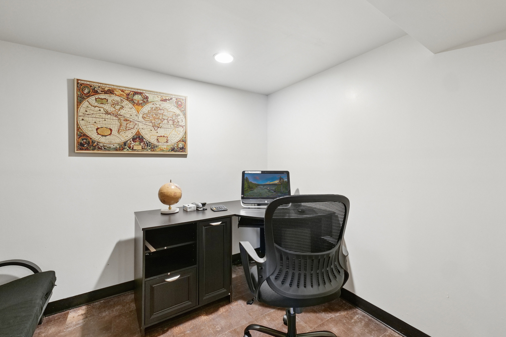 4437 W 100th Street, Oak Lawn, IL 60453