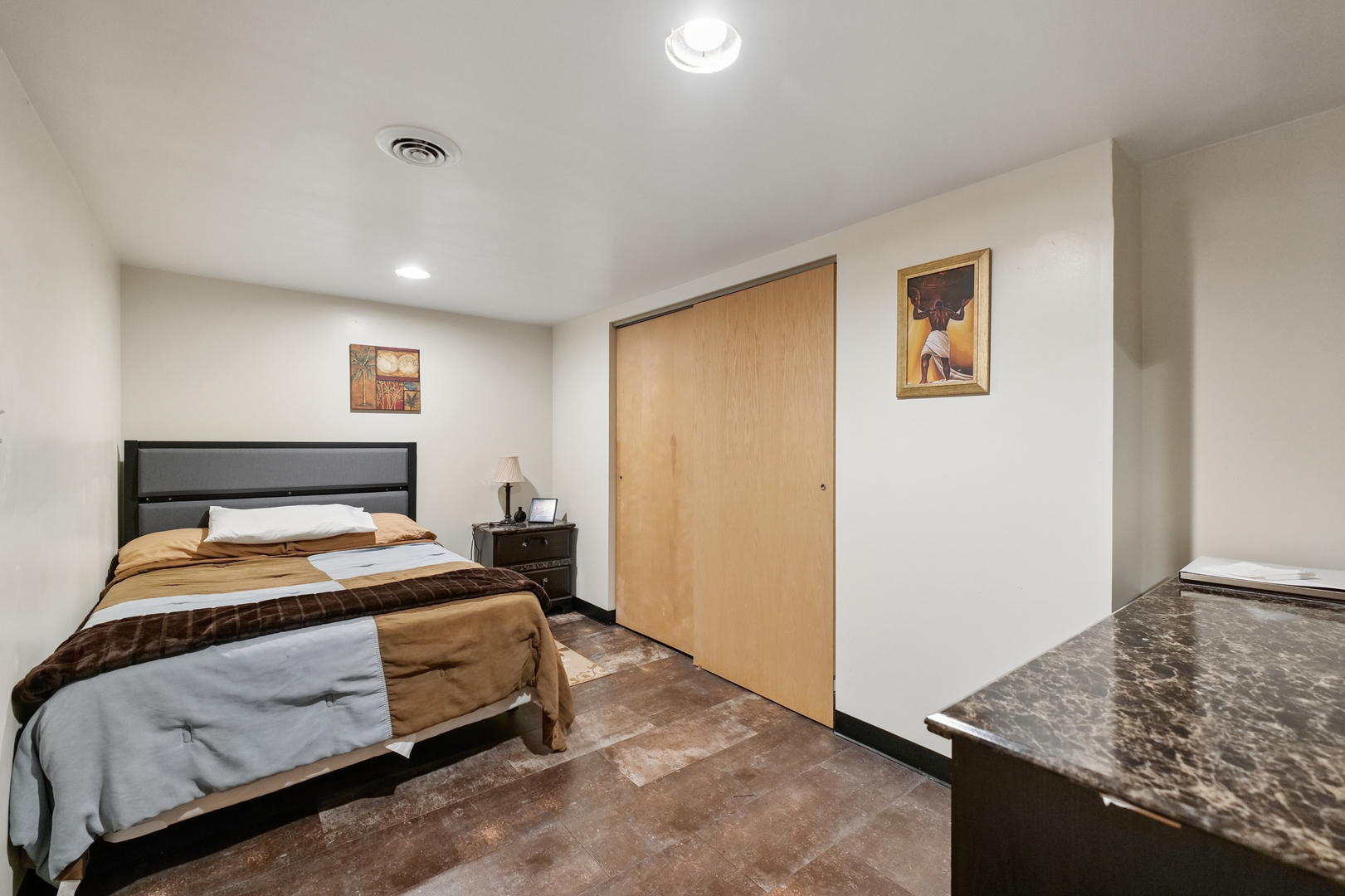 4437 W 100th Street, Oak Lawn, IL 60453