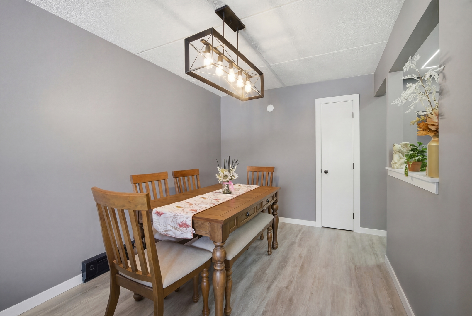 110 Klein Creek Court #3C, Carol Stream, IL 60188