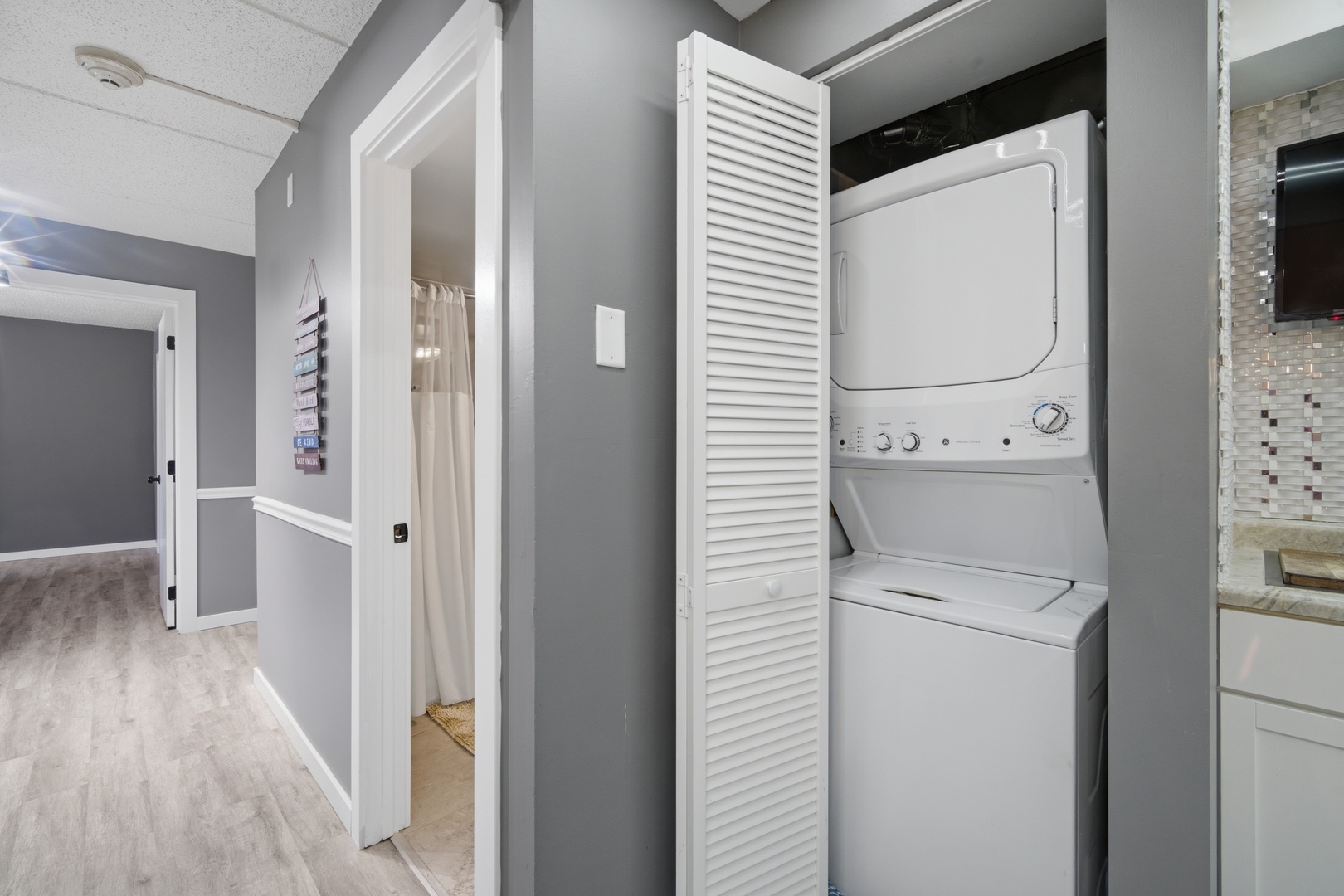 110 Klein Creek Court #3C, Carol Stream, IL 60188