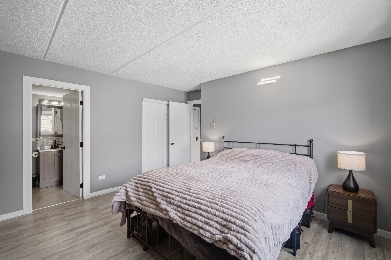 110 Klein Creek Court #3C, Carol Stream, IL 60188