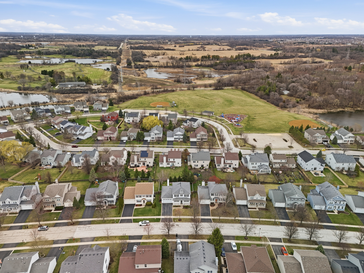 2843 Sweet Clover Way, Wauconda, IL 60084