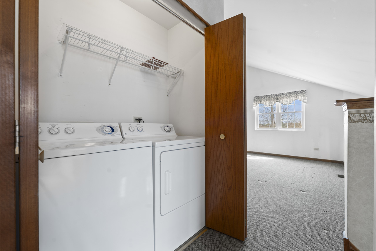 1464 Root Street, Crest Hill, IL 60403