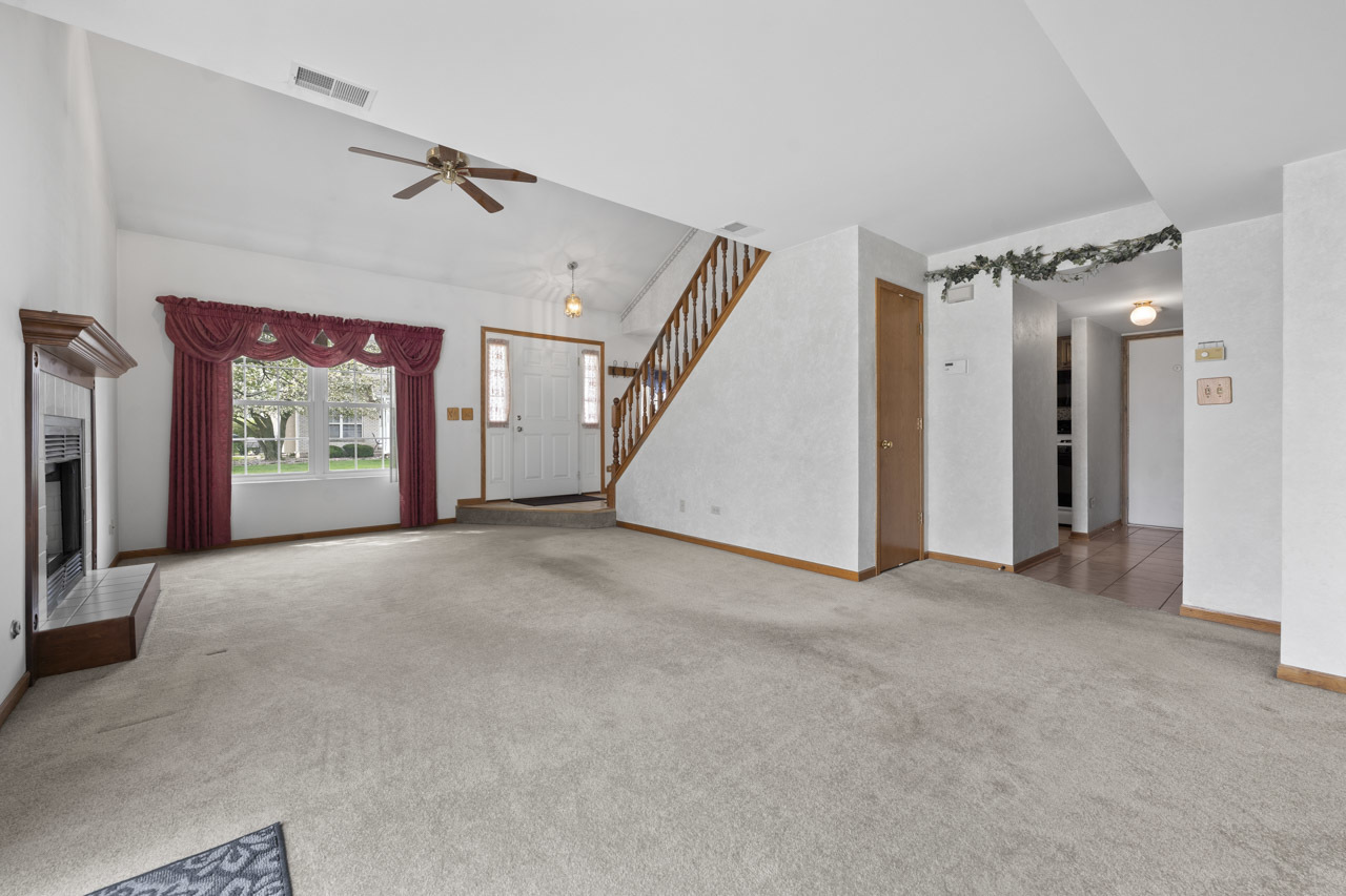 1464 Root Street, Crest Hill, IL 60403