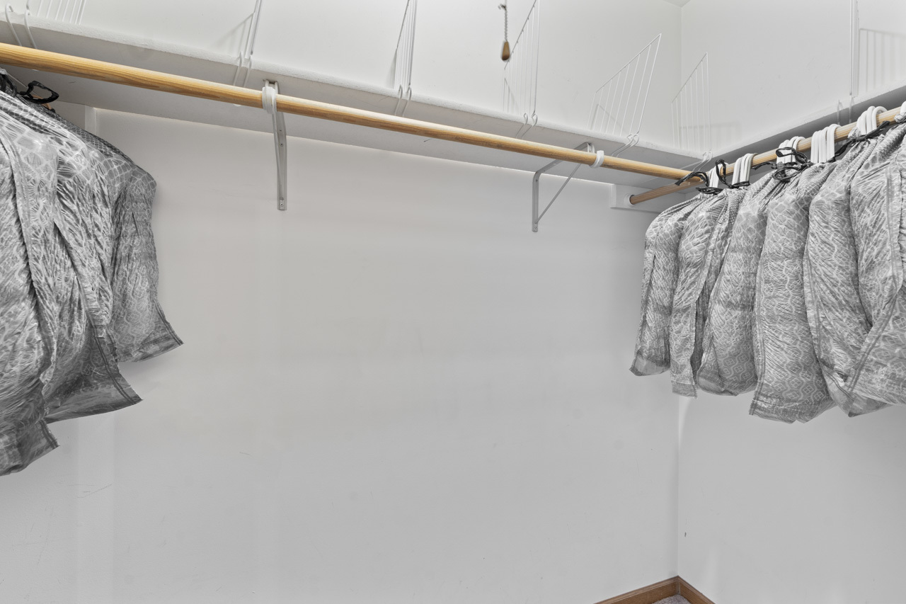 1464 Root Street, Crest Hill, IL 60403