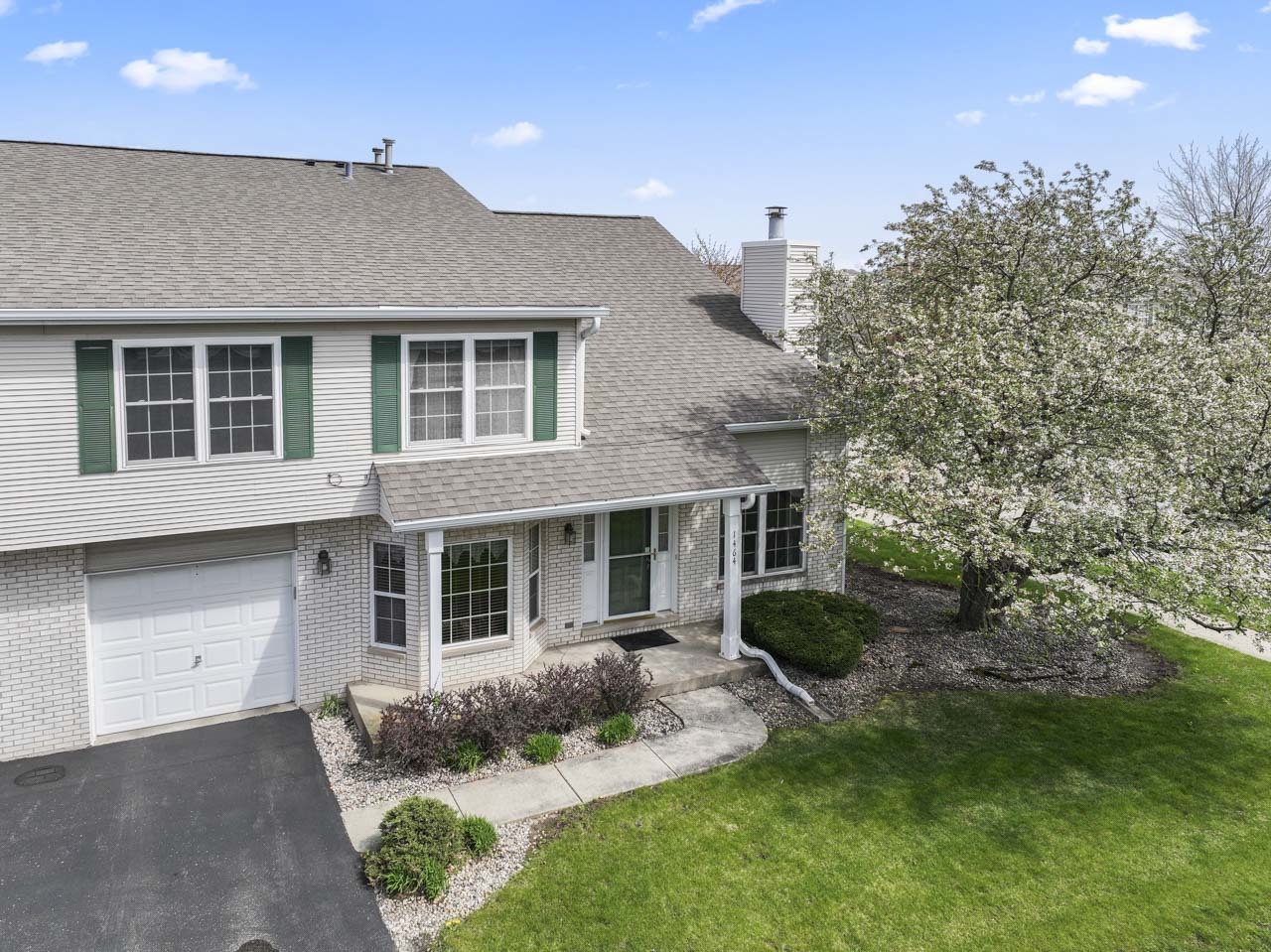 1464 Root Street, Crest Hill, IL 60403