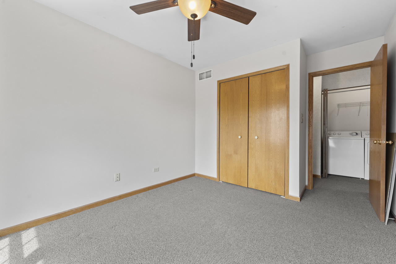 1464 Root Street, Crest Hill, IL 60403