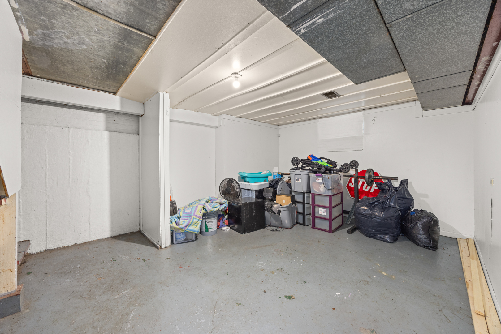 1527 Wentworth Avenue, Calumet City, IL 60409