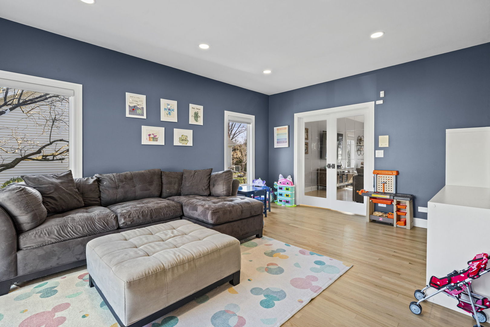 2005 N Woodland Lane, Arlington Heights, IL 60004