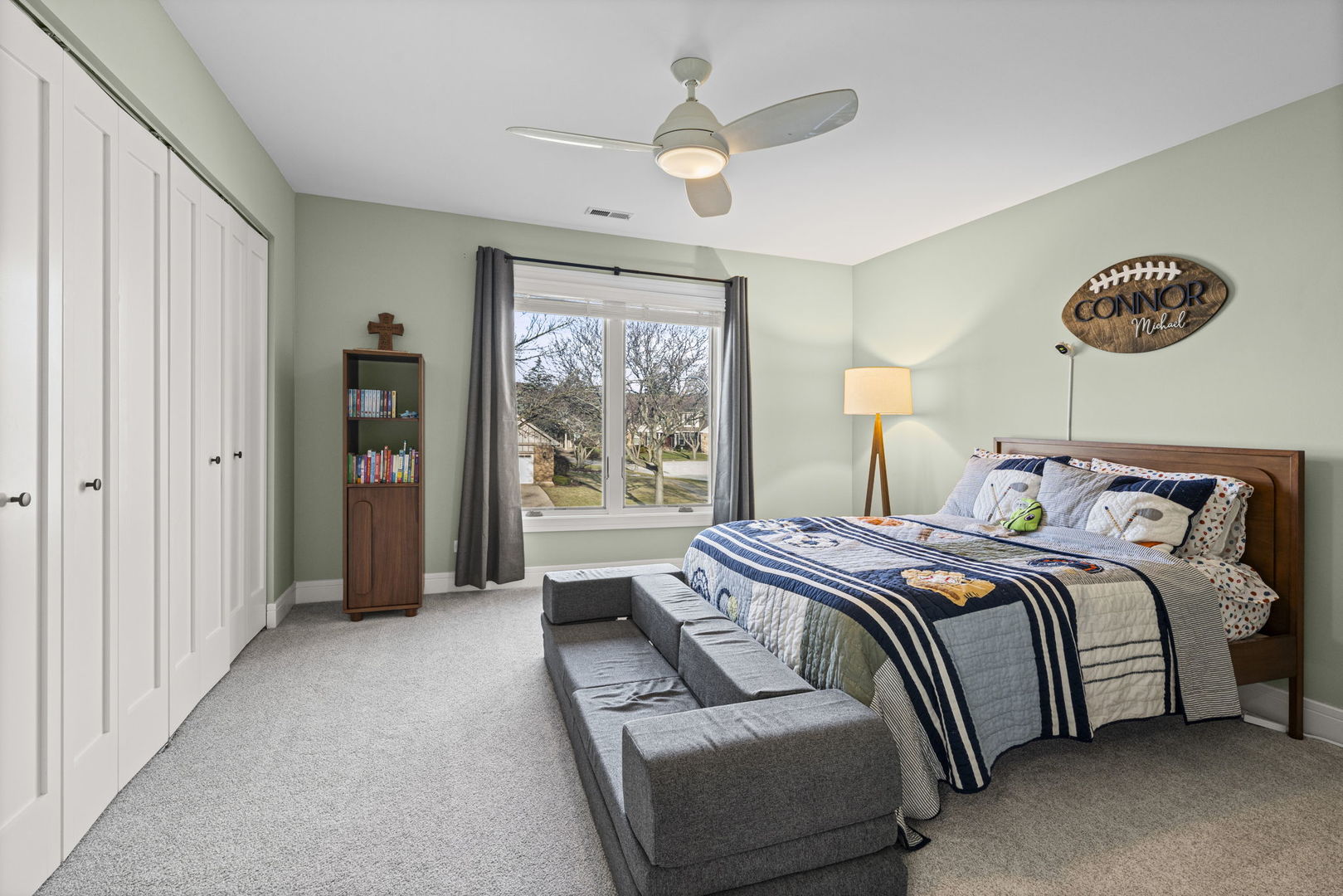 2005 N Woodland Lane, Arlington Heights, IL 60004