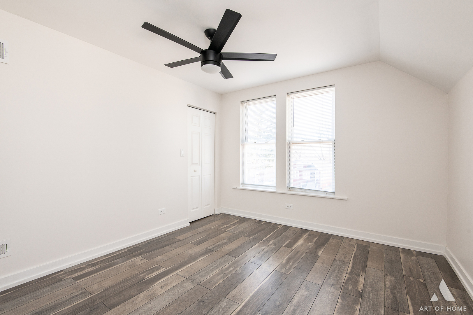 1409 S 2nd Avenue, Maywood, IL 60153