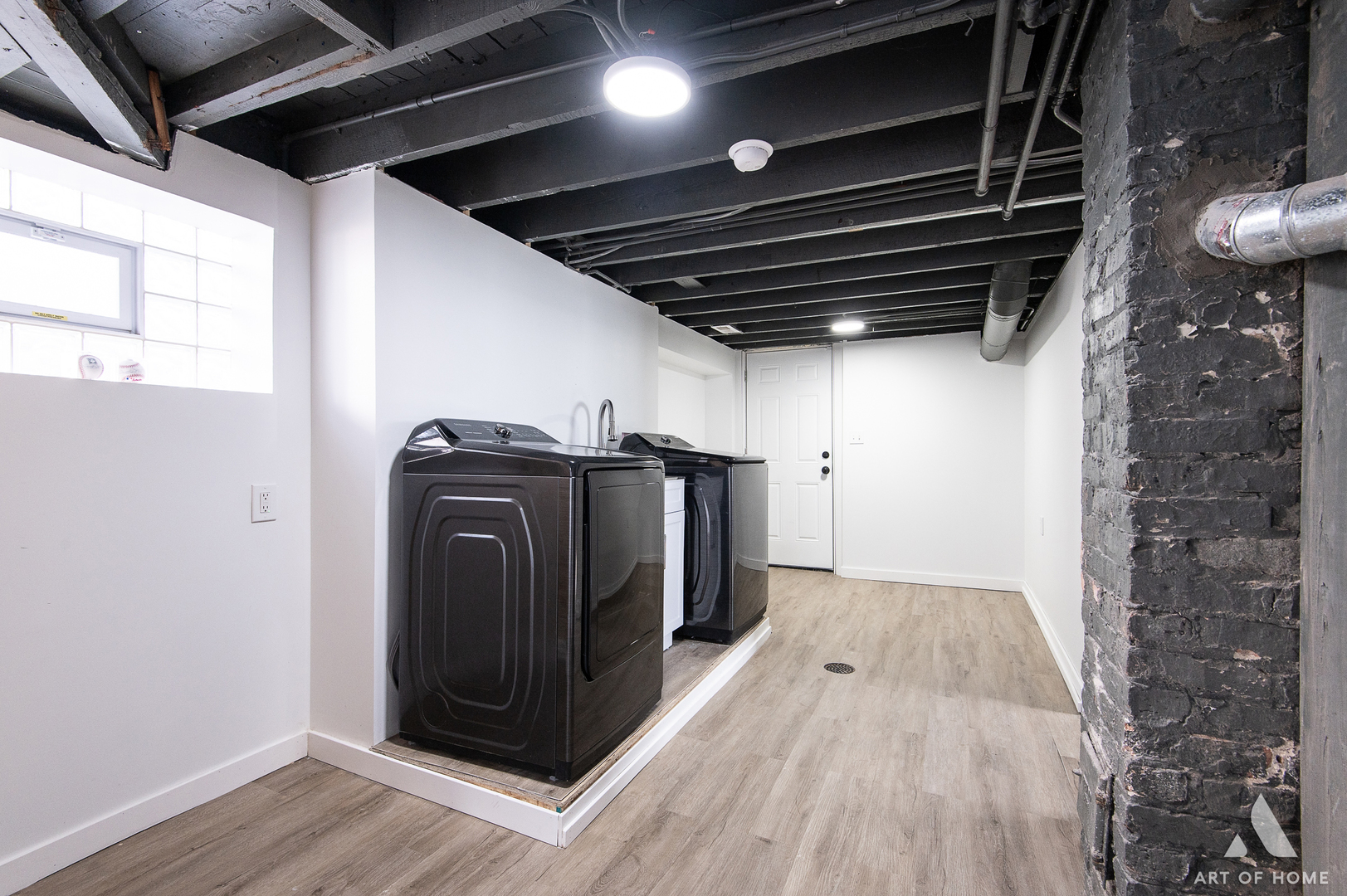 1409 S 2nd Avenue, Maywood, IL 60153