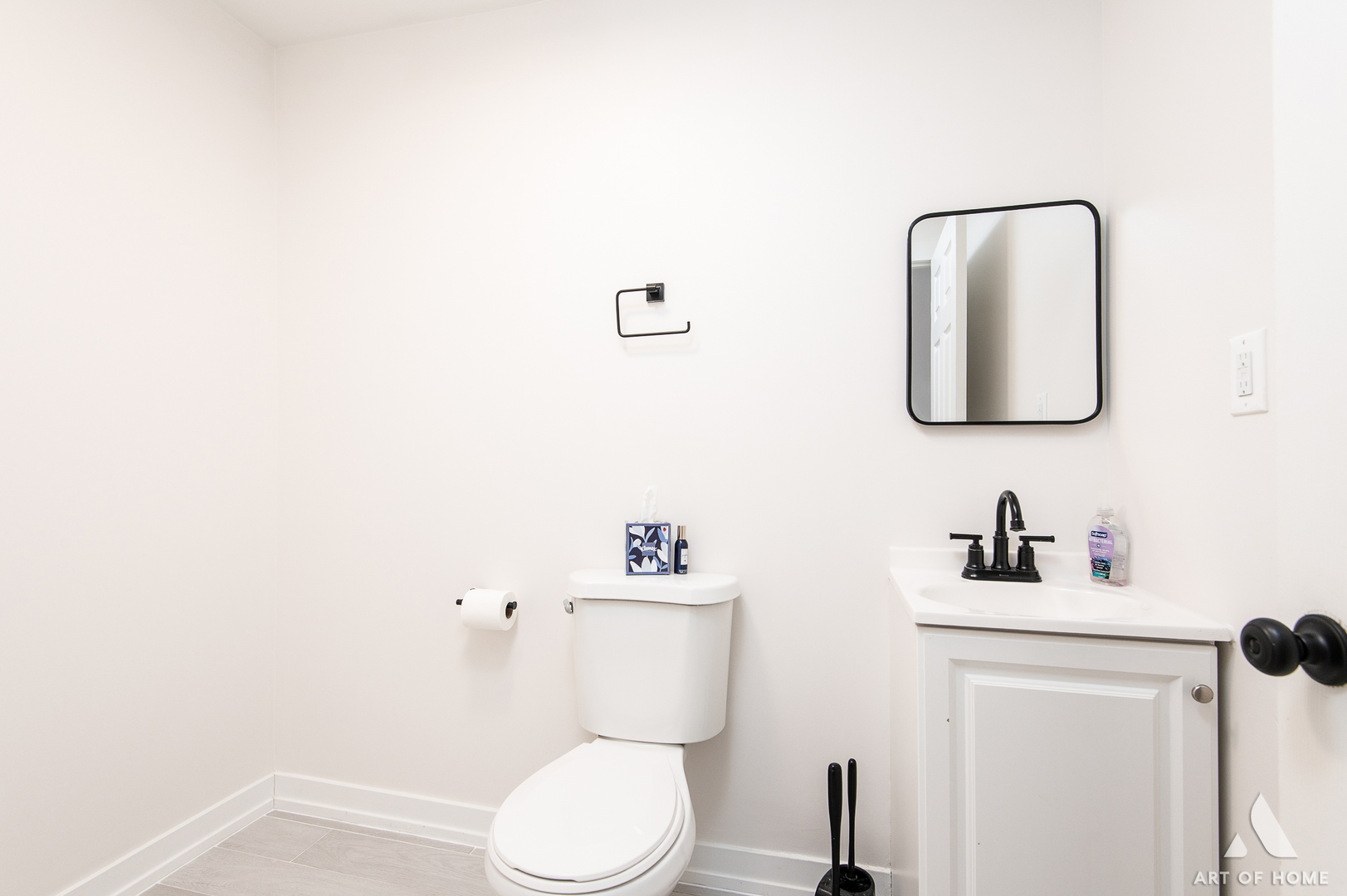 1409 S 2nd Avenue, Maywood, IL 60153