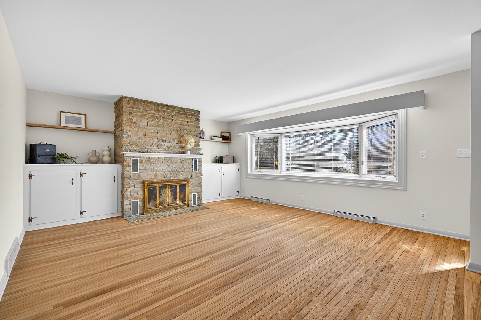 816 W College Avenue, Normal, IL 61761