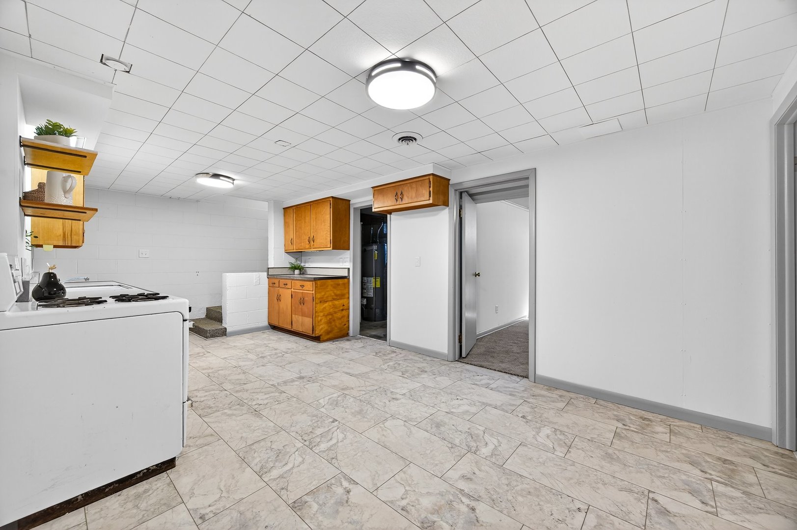 816 W College Avenue, Normal, IL 61761