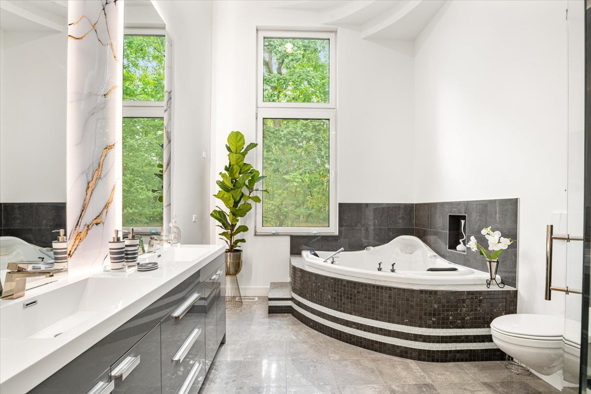 21846 N Hickory Hill Drive, Kildeer, IL 60047