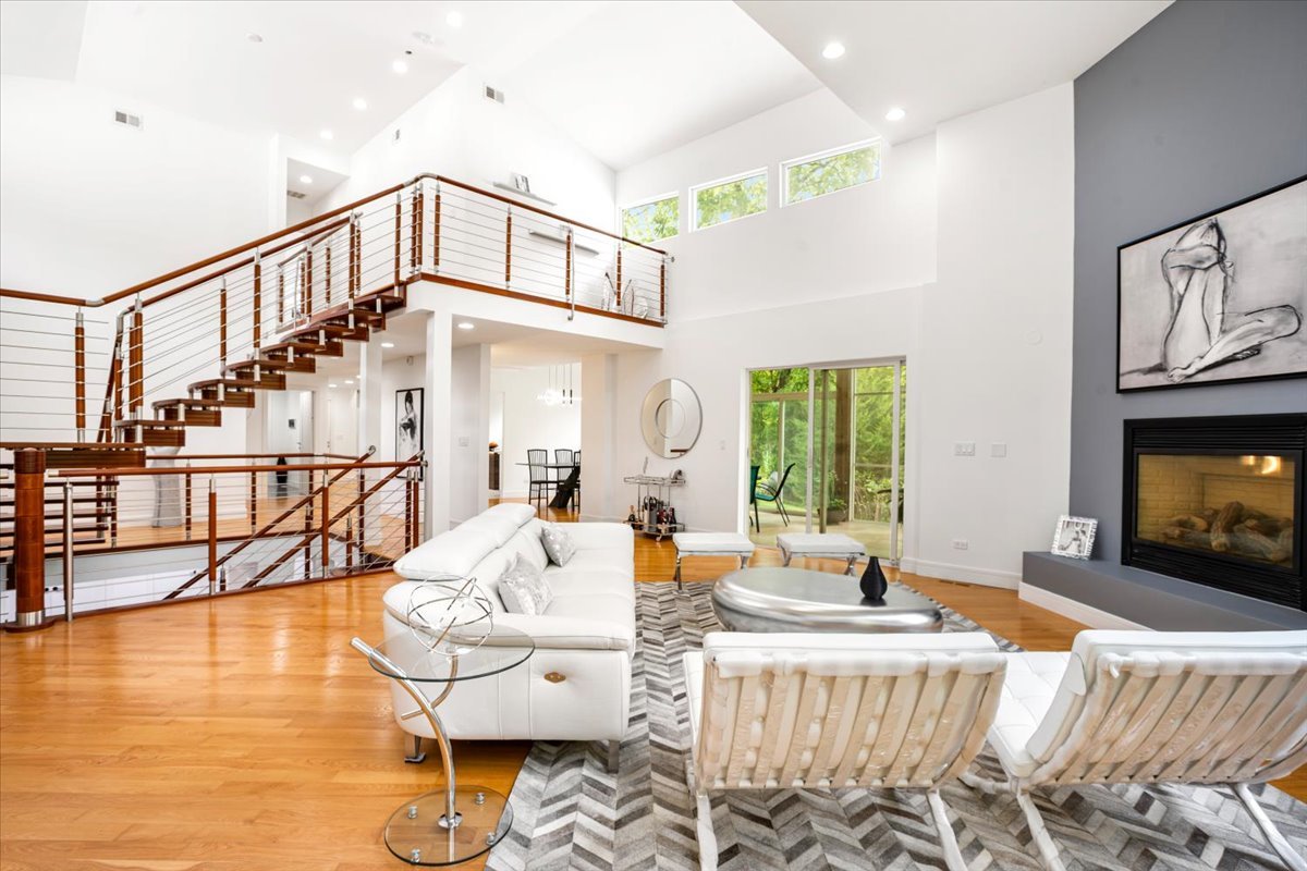 21846 N Hickory Hill Drive, Kildeer, IL 60047