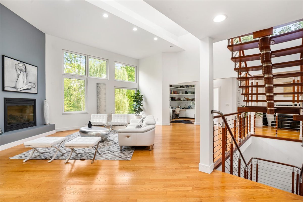 21846 N Hickory Hill Drive, Kildeer, IL 60047